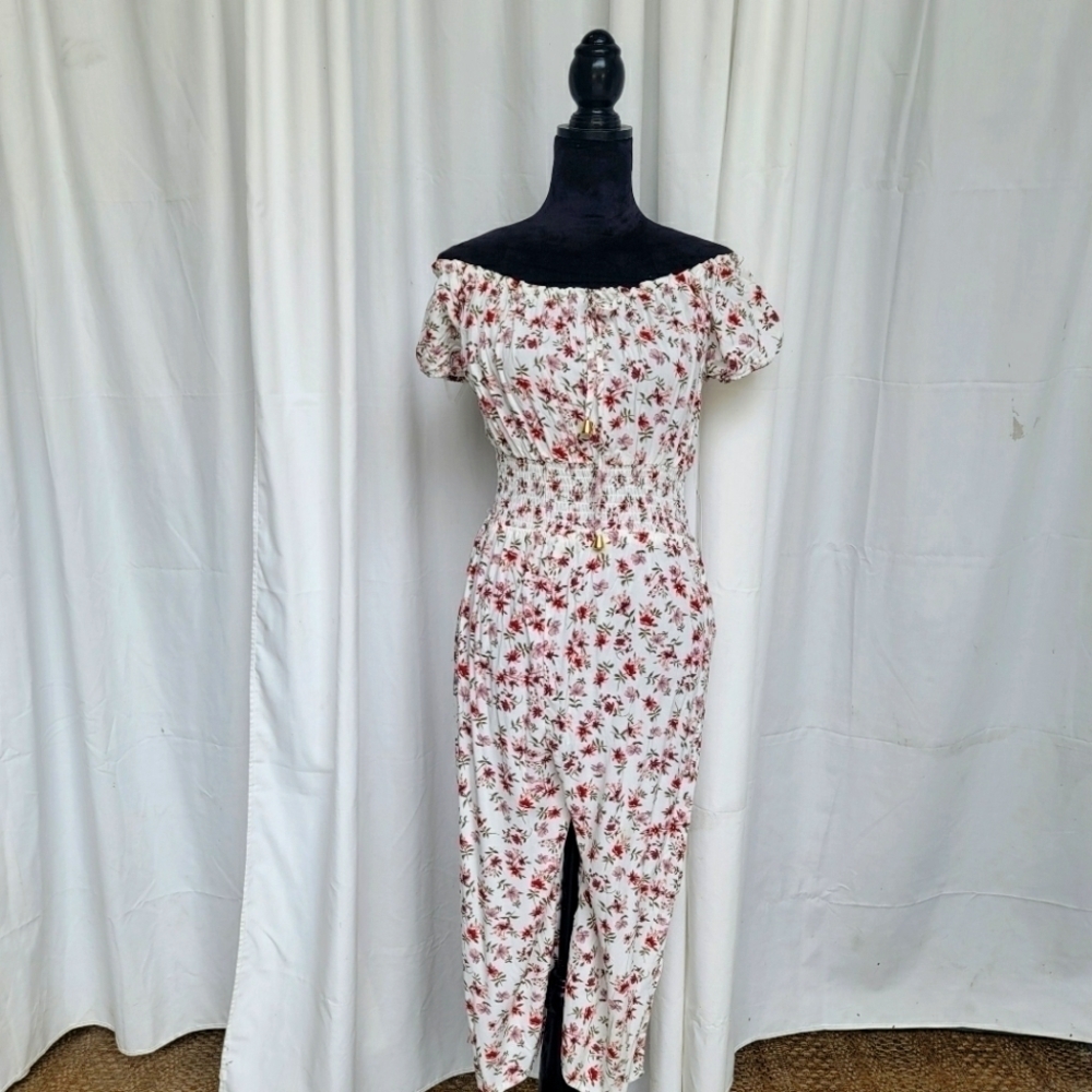 NWT Vine and Valley Women's Romper One-Piece Floral Off Shoulder White Sz M